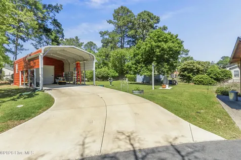 312 Rockledge Road New Bern NC 28562