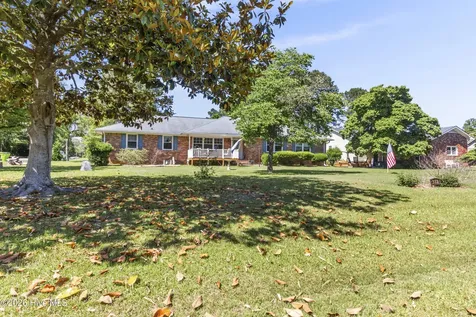 312 Rockledge Road New Bern NC 28562