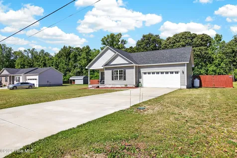 118 Fire Tower Road Richlands NC 28574