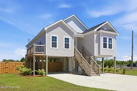 104 Flippers Cove Drive Cedar Point NC 28584