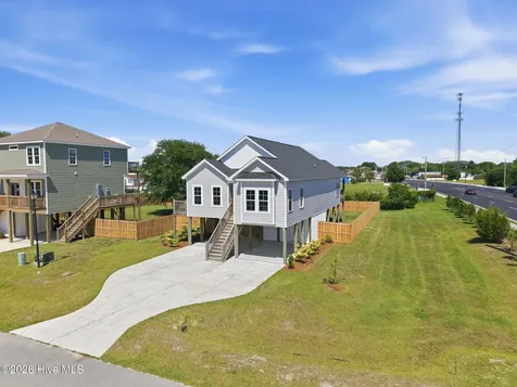 104 Flippers Cove Drive Cedar Point NC 28584