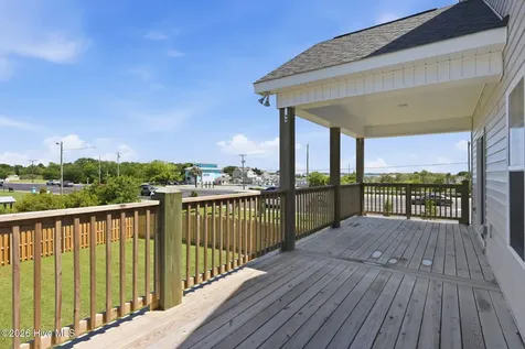 104 Flippers Cove Drive Cedar Point NC 28584