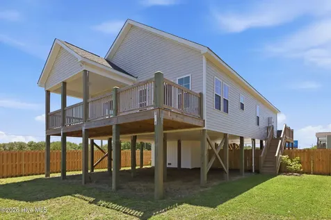 104 Flippers Cove Drive Cedar Point NC 28584