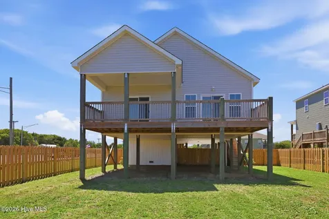 104 Flippers Cove Drive Cedar Point NC 28584