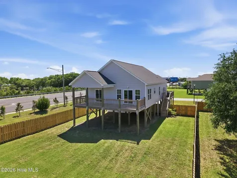 104 Flippers Cove Drive Cedar Point NC 28584