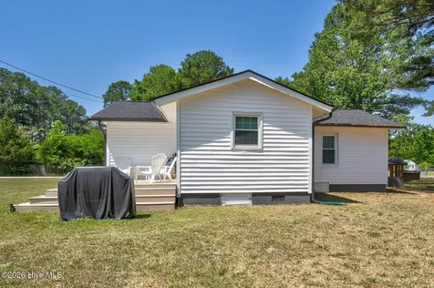 211 Viverette Avenue Battleboro NC 27809