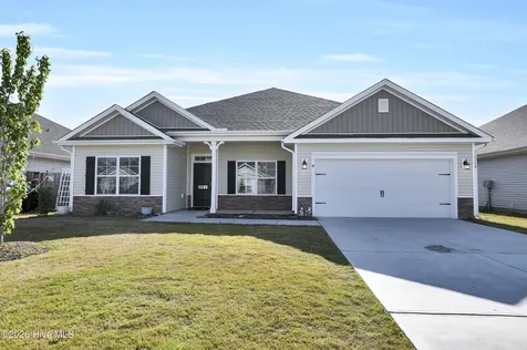805 Washington Square Richlands NC 28574
