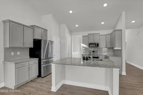 805 Washington Square Richlands NC 28574