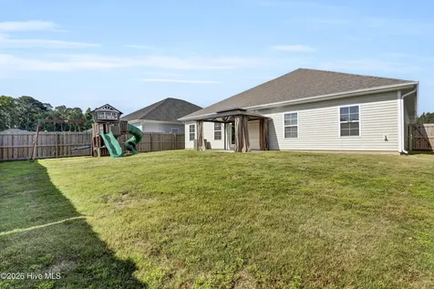 805 Washington Square Richlands NC 28574