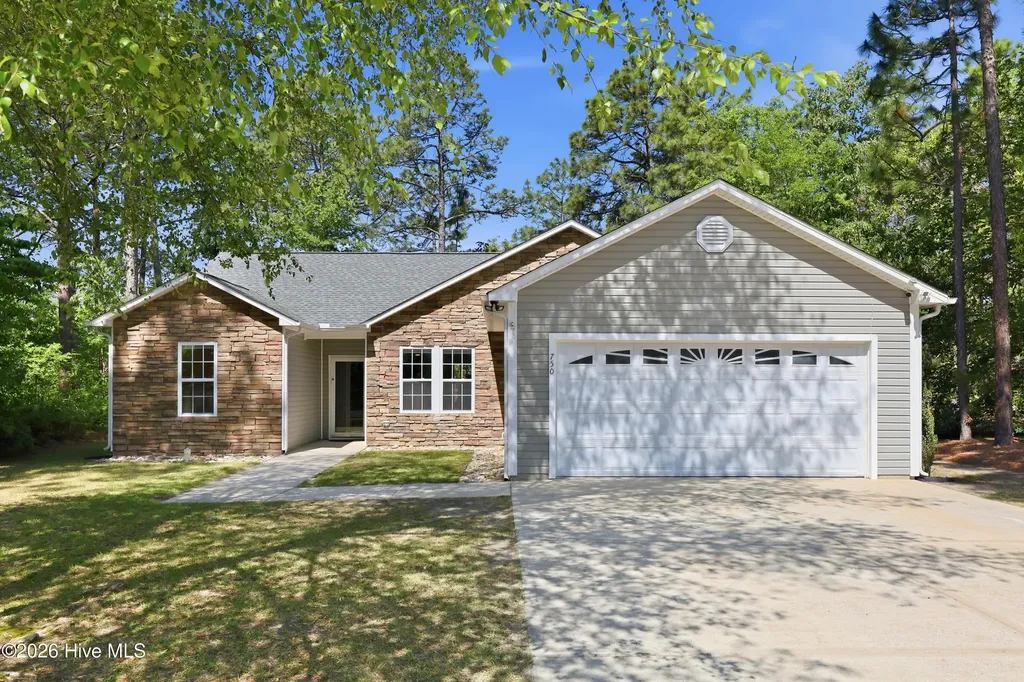 750 Thrush Drive Vass NC 28394