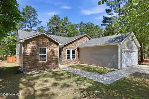 750 Thrush Drive Vass NC 28394