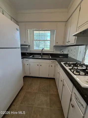 2042 Pinetops-crisp Road Pinetops NC 27864