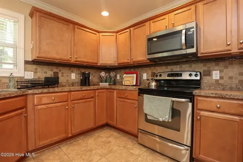207 Willoughby Lane Jacksonville NC 28546