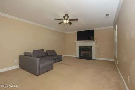 207 Willoughby Lane Jacksonville NC 28546