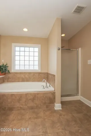 207 Willoughby Lane Jacksonville NC 28546