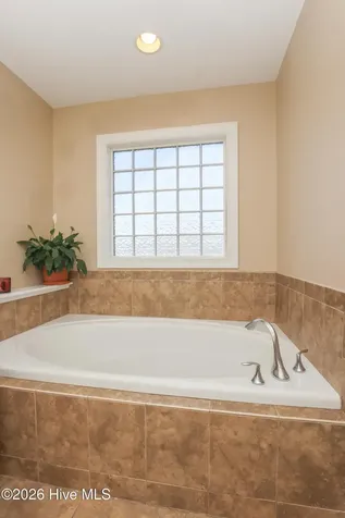 207 Willoughby Lane Jacksonville NC 28546
