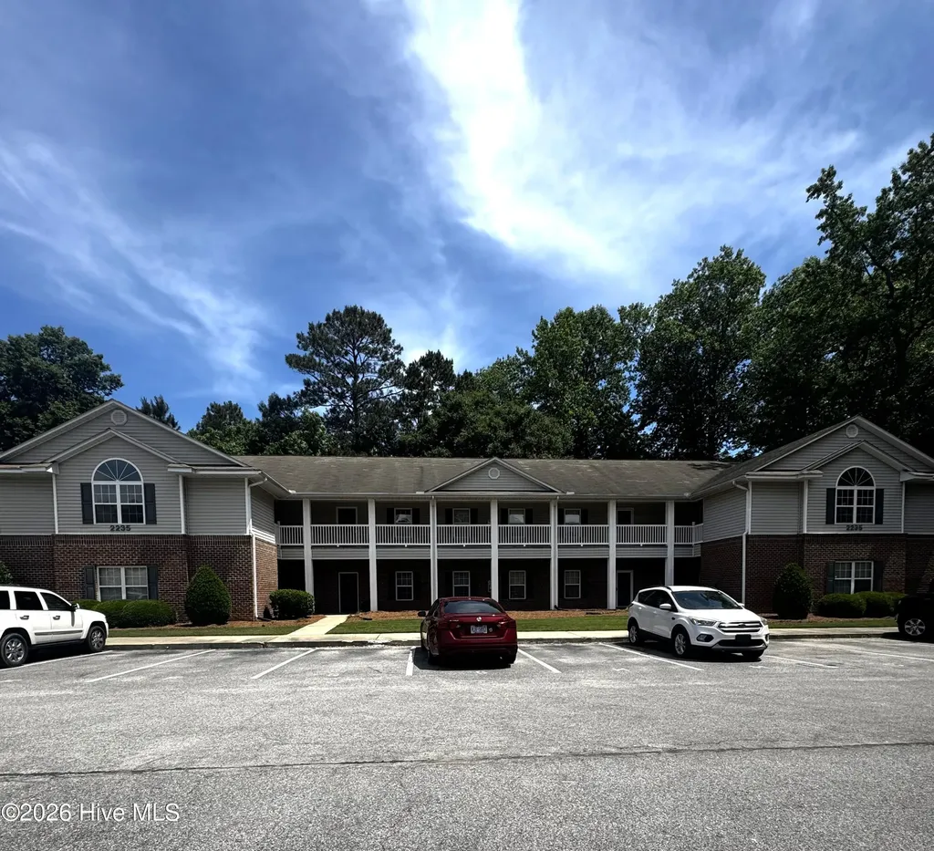 2235 Locksley Woods Drive Greenville NC 27858