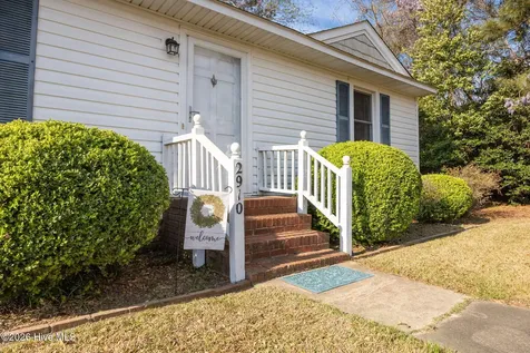 2910 Rose Street Greenville NC 27858