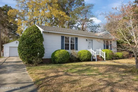2910 Rose Street Greenville NC 27858