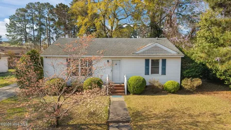 2910 Rose Street Greenville NC 27858