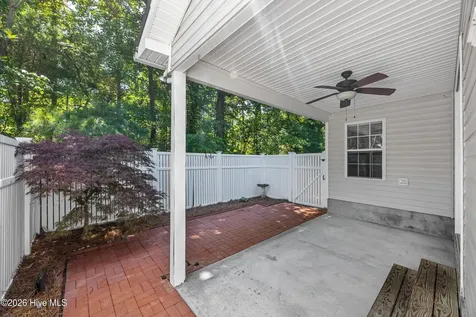208 Waters Point Court Wilmington NC 28412