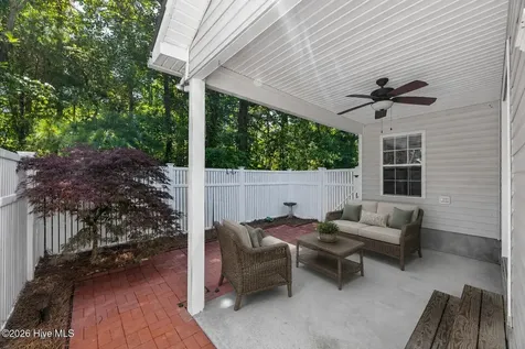 208 Waters Point Court Wilmington NC 28412