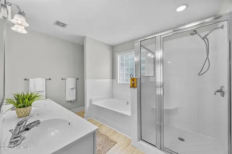 208 Waters Point Court Wilmington NC 28412