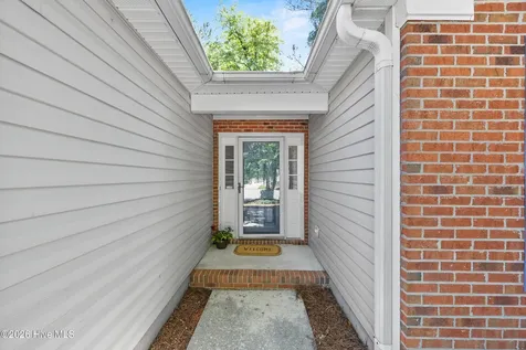 208 Waters Point Court Wilmington NC 28412