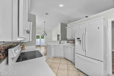 208 Waters Point Court Wilmington NC 28412