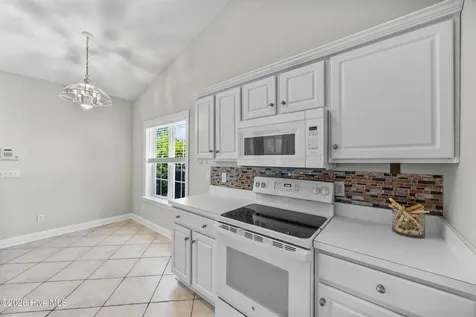 208 Waters Point Court Wilmington NC 28412