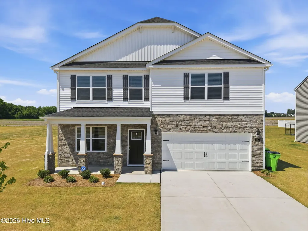1051 Queensland Lane Ayden NC 28513