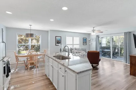 3350 Club Villas Drive Southport NC 28461