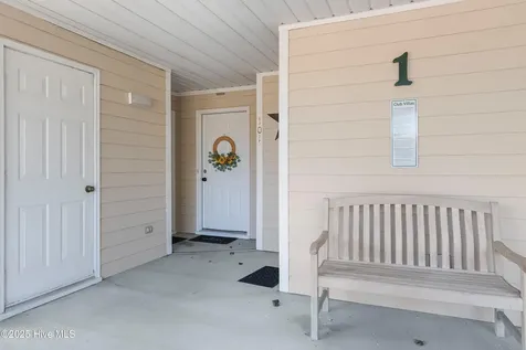 3350 Club Villas Drive Southport NC 28461