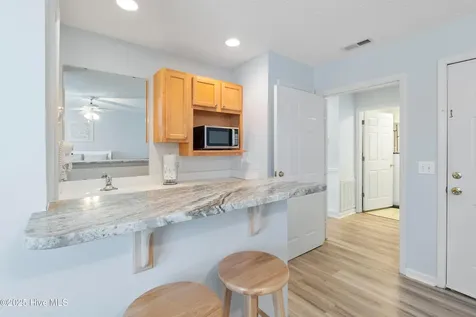 3350 Club Villas Drive Southport NC 28461