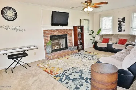 408 Hampshire Place Jacksonville NC 28546