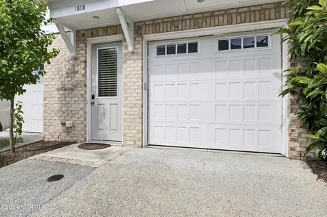 1808 Bungalow Row Wilmington NC 28409