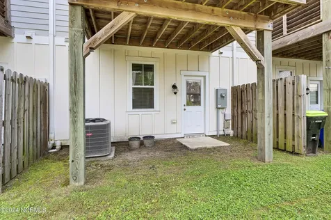1808 Bungalow Row Wilmington NC 28409