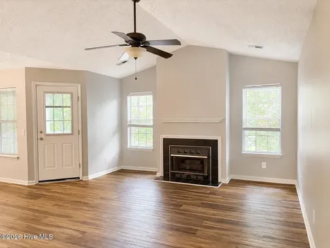 3009 Mulberry Lane Greenville NC 27858