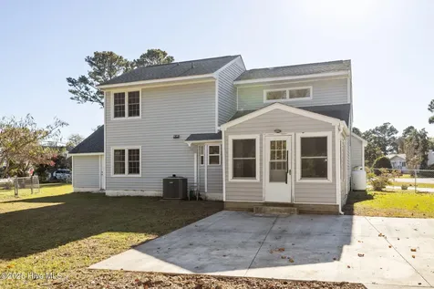 3018 Mandy Lane Morehead City NC 28557