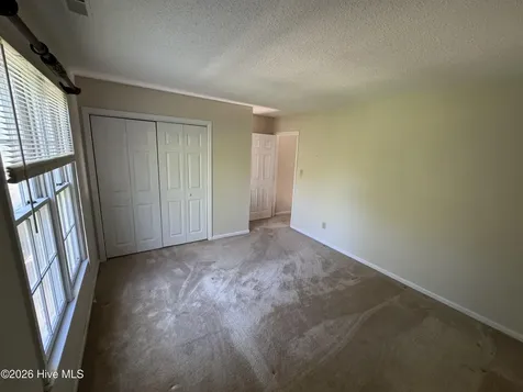 3200 Crystal Oaks Lane Morehead City NC 28557