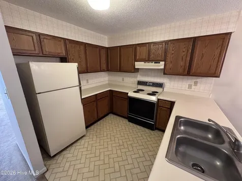 3200 Crystal Oaks Lane Morehead City NC 28557
