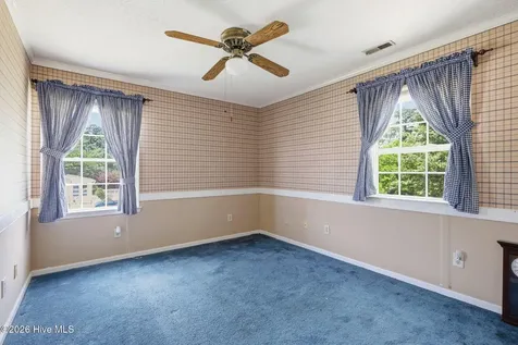 2604 One Iron Street Morehead City NC 28557