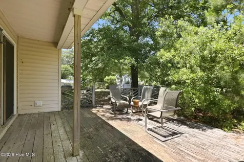 2604 One Iron Street Morehead City NC 28557