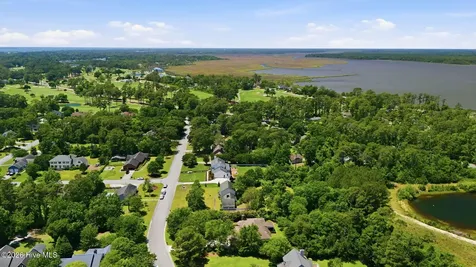 2604 One Iron Street Morehead City NC 28557