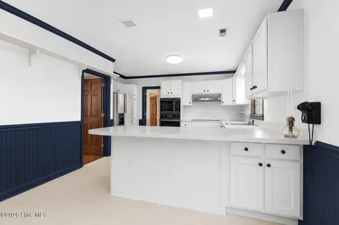 2604 One Iron Street Morehead City NC 28557