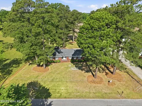 1416 Clarksville Drive Scotland Neck NC 27874