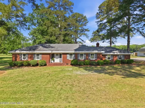 1416 Clarksville Drive Scotland Neck NC 27874