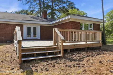 1416 Clarksville Drive Scotland Neck NC 27874