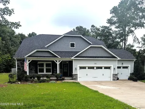 409 Mountain Run Road West End NC 27376