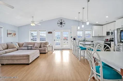 1517 N New River Drive Surf City NC 28445